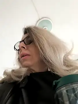 SukyGirl online show from 02-28-25, 06:43