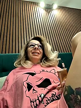 SukyGirl online show from 03-02-25, 06:48