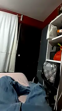 Snapshot of elcobin chatting on 03-22-25, 02:58 elcobin online show from 03-22-25, 02:58