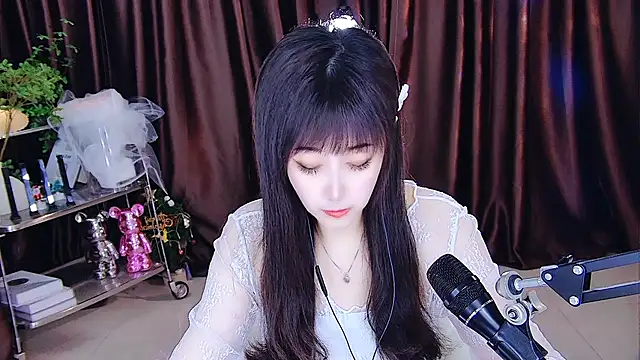 Snapshot of xiaoya666--baby chatting on 03-17-25, 01:35 xiaoya666--baby online show from 03-17-25, 01:35