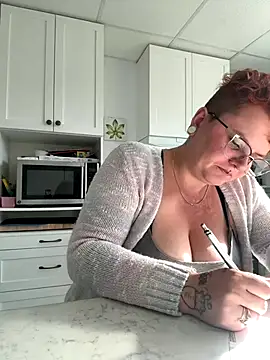 Sweetleeahxx online show from 09-22-25, 01:24