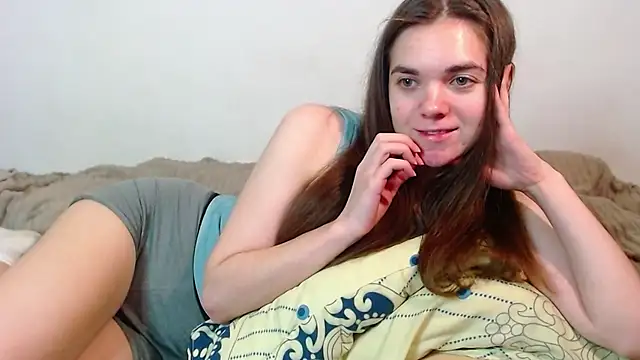 SallyMkn online show from 11-22-25, 01:43