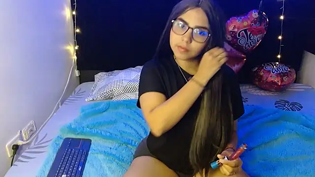 Miapeyton online show from 02-19-25, 01:28