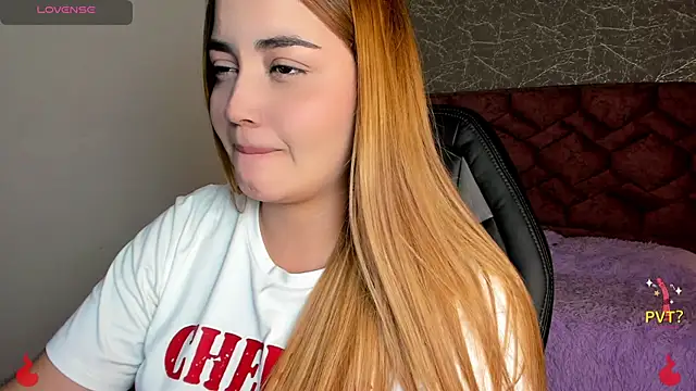 Lucia star   online show from 01-25-25, 10:28