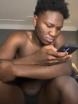 Snapshot of Festivitiesking1 chatting on 11-09-25, 01:31 Festivitiesking1 online show from 11-09-25, 01:31