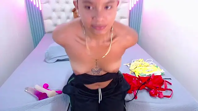 Snapshot of Angelica_Blue chatting on 11-28-25, 05:15 Angelica Blue online show from 11-28-25, 05:15