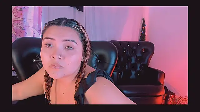 Agatha humidity online show from 03-11-25, 07:25