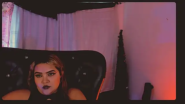 Agatha humidity online show from 03-20-25, 07:35