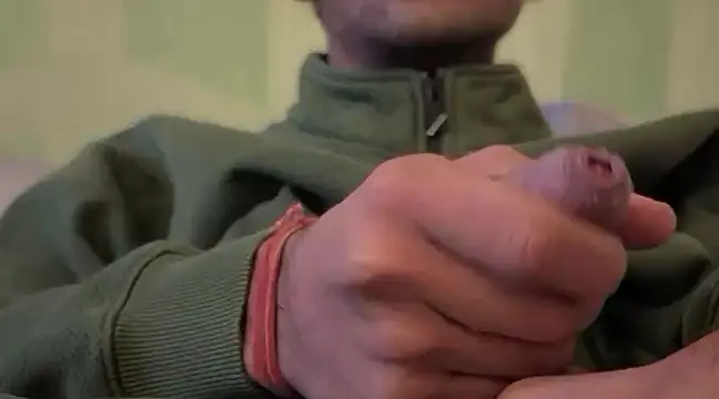 Snapshot of SexMachine1069 chatting on 12-06-24, 11:00 SexMachine1069 online show from 12-06-24, 11:00