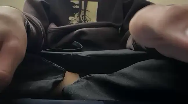 Snapshot of SexMachine1069 chatting on 01-30-25, 11:44 SexMachine1069 online show from 01-30-25, 11:44