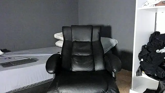 Brock hurn1 online show from 12-16-25, 01:10