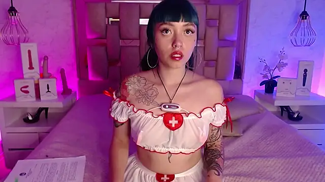 GigiVolkova online show from 02-01-25, 01:12