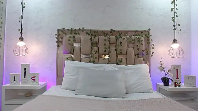 GigiVolkova online show from 09-12-25, 08:09