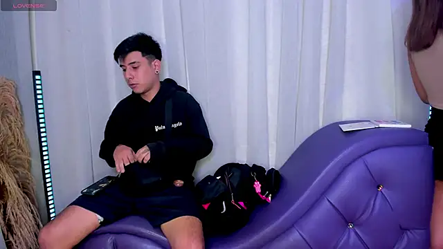 Yourslust  online show from 11-07-25, 07:58