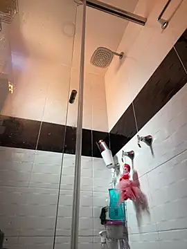 Snapshot of sweet_valery21 chatting on 01-17-25, 05:41 sweet valery21 online show from 01-17-25, 05:41