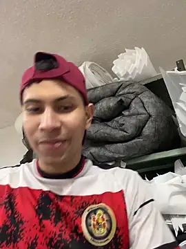 Snapshot of muchaelw3st4r8fuiz chatting on 01-06-25, 03:40 muchaelw3st4r8fuiz online show from 01-06-25, 03:40