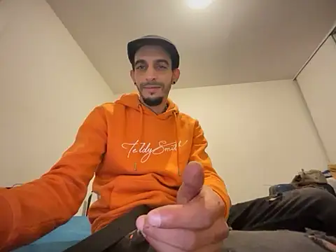 Rebeu313 online show from 11-09-25, 02:43