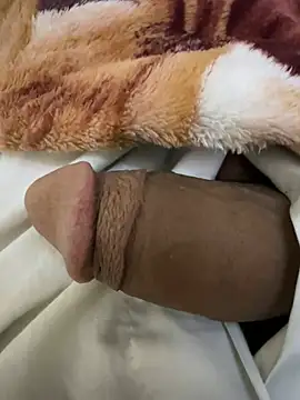 Snapshot of hamed-697 chatting on 12-14-24, 10:02 hamed-697 online show from 12-14-24, 10:02