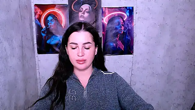 DivaKaily  online show from 10-06-25, 10:18