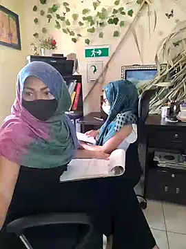 Snapshot of NAJWA-ARAB chatting on 12-06-24, 02:28 NAJWA-ARAB online show from 12-06-24, 02:28