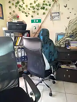 Snapshot of NAJWA-ARAB chatting on 12-24-24, 02:22 NAJWA-ARAB online show from 12-24-24, 02:22