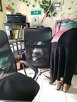 Snapshot of NAJWA-ARAB chatting on 02-21-25, 05:20 NAJWA-ARAB online show from 02-21-25, 05:20