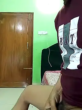 Snapshot of Taniya07 chatting on 02-01-25, 01:41 Taniya07 online show from 02-01-25, 01:41