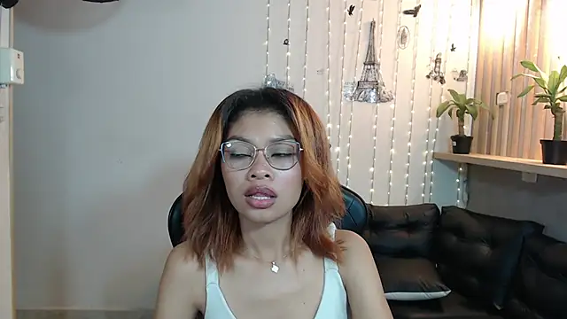 Perla prg online show from 12-27-24, 12:18