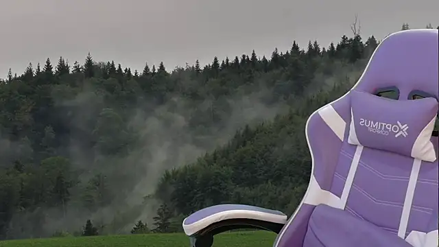 Snapshot of Dolce--Mia---Bianchi__07 chatting on 12-30-24, 03:25 Dolce--Mia---Bianchi  07 online show from 12-30-24, 03:25