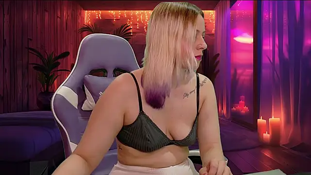 Snapshot of Dolce--Mia---Bianchi__07 chatting on 01-09-25, 11:34 Dolce--Mia---Bianchi  07 online show from 01-09-25, 11:34