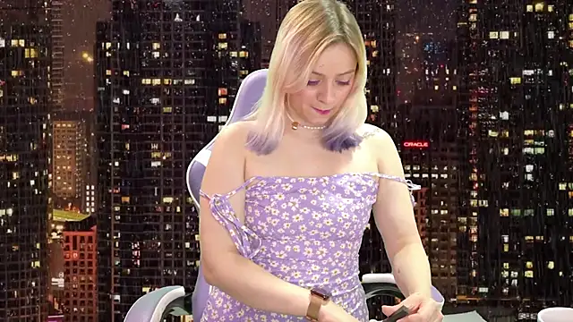 Snapshot of Dolce--Mia---Bianchi__07 chatting on 01-15-25, 02:27 Dolce--Mia---Bianchi  07 online show from 01-15-25, 02:27