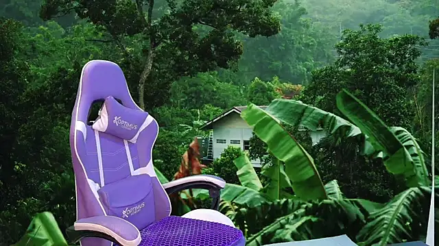 Snapshot of Dolce--Mia---Bianchi__07 chatting on 01-16-25, 01:48 Dolce--Mia---Bianchi  07 online show from 01-16-25, 01:48