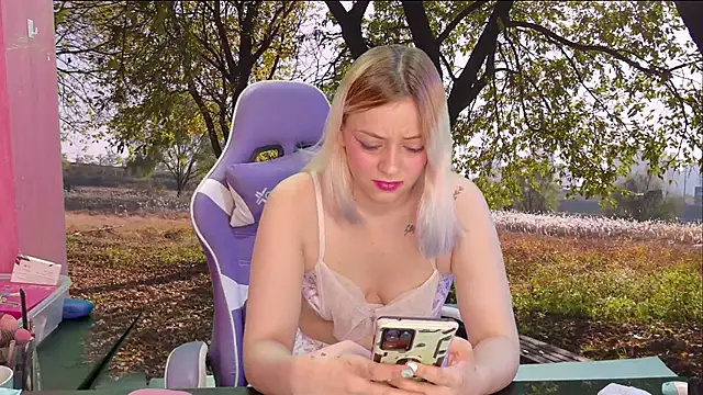 Snapshot of Dolce--Mia---Bianchi__07 chatting on 01-18-25, 09:02 Dolce--Mia---Bianchi  07 online show from 01-18-25, 09:02