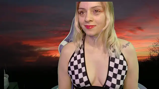 Snapshot of Dolce--Mia---Bianchi__07 chatting on 03-09-25, 03:54 Dolce--Mia---Bianchi  07 online show from 03-09-25, 03:54