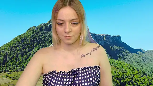 Snapshot of Dolce--Mia---Bianchi__07 chatting on 03-11-25, 01:45 Dolce--Mia---Bianchi  07 online show from 03-11-25, 01:45