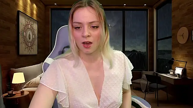 Snapshot of Dolce--Mia---Bianchi__07 chatting on 03-13-25, 04:23 Dolce--Mia---Bianchi  07 online show from 03-13-25, 04:23