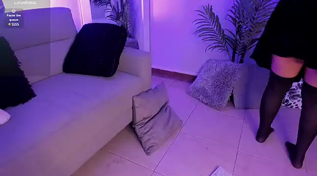 Manu Velez online show from 12-17-24, 02:00