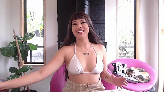 Manu Velez online show from 02-13-25, 03:46