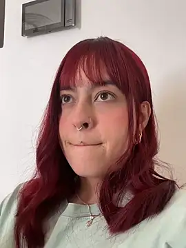 mia bonneett online show from 02-18-26, 08:05