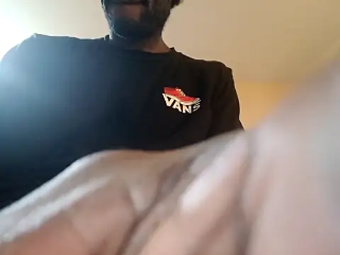 DevinToore online show from 10-19-25, 05:30