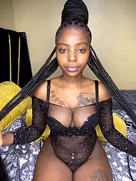 Snapshot of Sasha-smiles chatting on 11-29-25, 03:42 Sasha-smiles online show from 11-29-25, 03:42