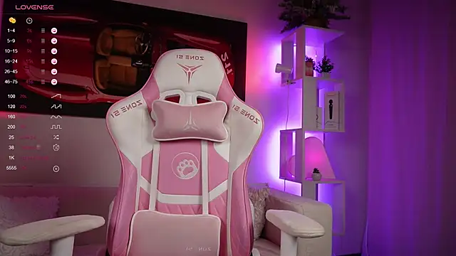 Snapshot of Good_Barbie chatting on 01-17-25, 09:28 Good Barbie online show from 01-17-25, 09:28