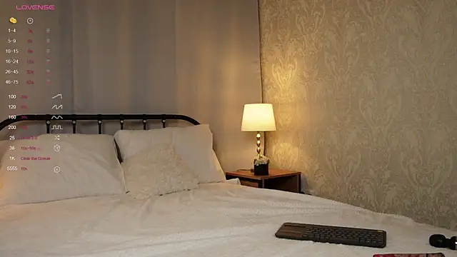 Snapshot of Good_Barbie chatting on 09-11-25, 02:44 Good Barbie online show from 09-11-25, 02:44