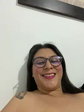 ANYLU19 online show from 12-31-24, 03:23