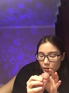 Snapshot of Milka23 chatting on 02-02-25, 12:35 Milka23 online show from 02-02-25, 12:35