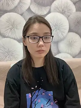 Snapshot of Milka23 chatting on 03-22-25, 03:53 Milka23 online show from 03-22-25, 03:53