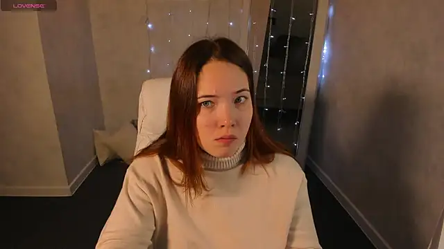 Snapshot of Aliisson_Edwards chatting on 12-19-24, 12:56 Aliisson Edwards online show from 12-19-24, 12:56