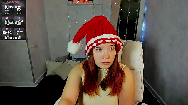 Snapshot of Aliisson_Edwards chatting on 12-24-24, 01:06 Aliisson Edwards online show from 12-24-24, 01:06