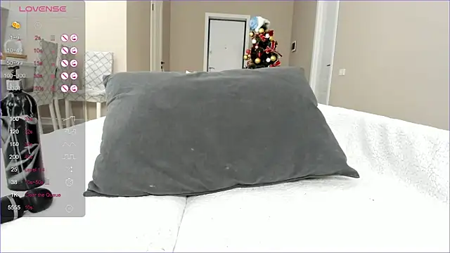 sailorrmoon online show from 01-13-25, 06:16