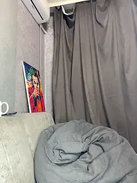 Lola Hale online show from 04-25-26, 06:27